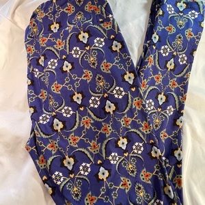 LuLaRoe Patterned Leggings TC